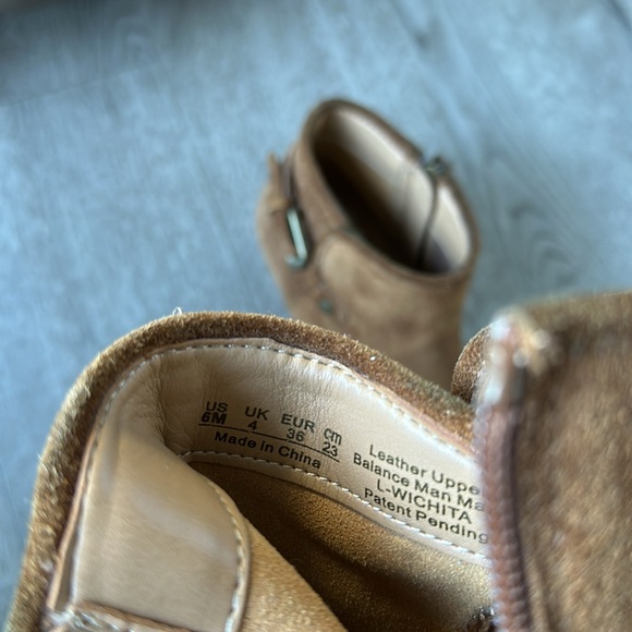 Franco Sarto Cognac Suede Boots 6 - Picture 10 of 11